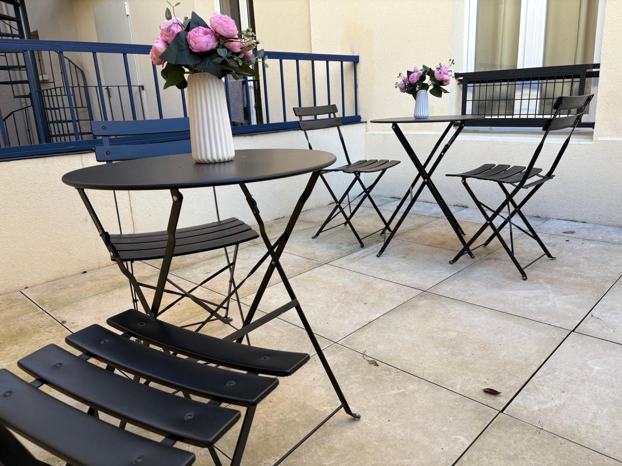 Moret Art Flats Trendy East * Paris