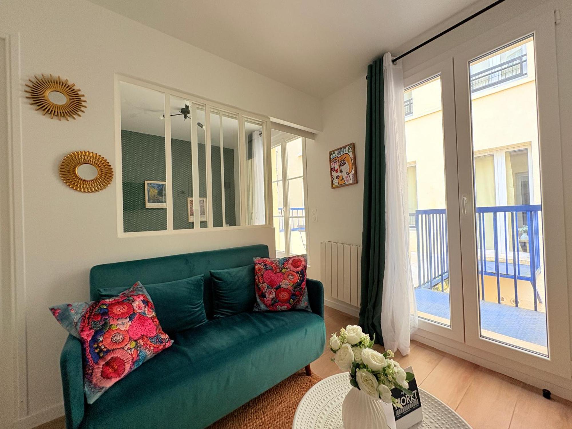 Moret Art Flats Trendy East Appart hôtel Paris