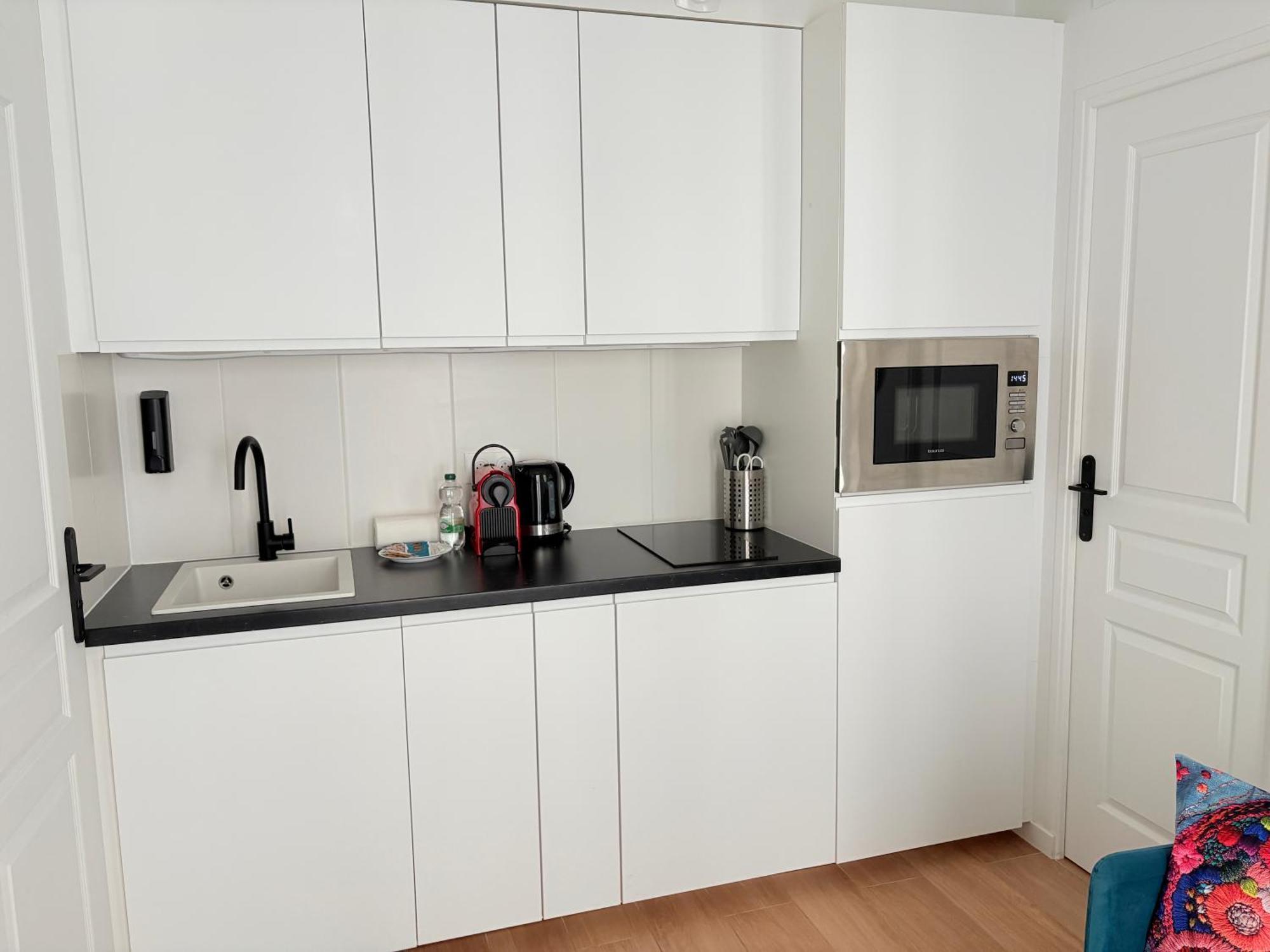 Moret Art Flats Trendy East *