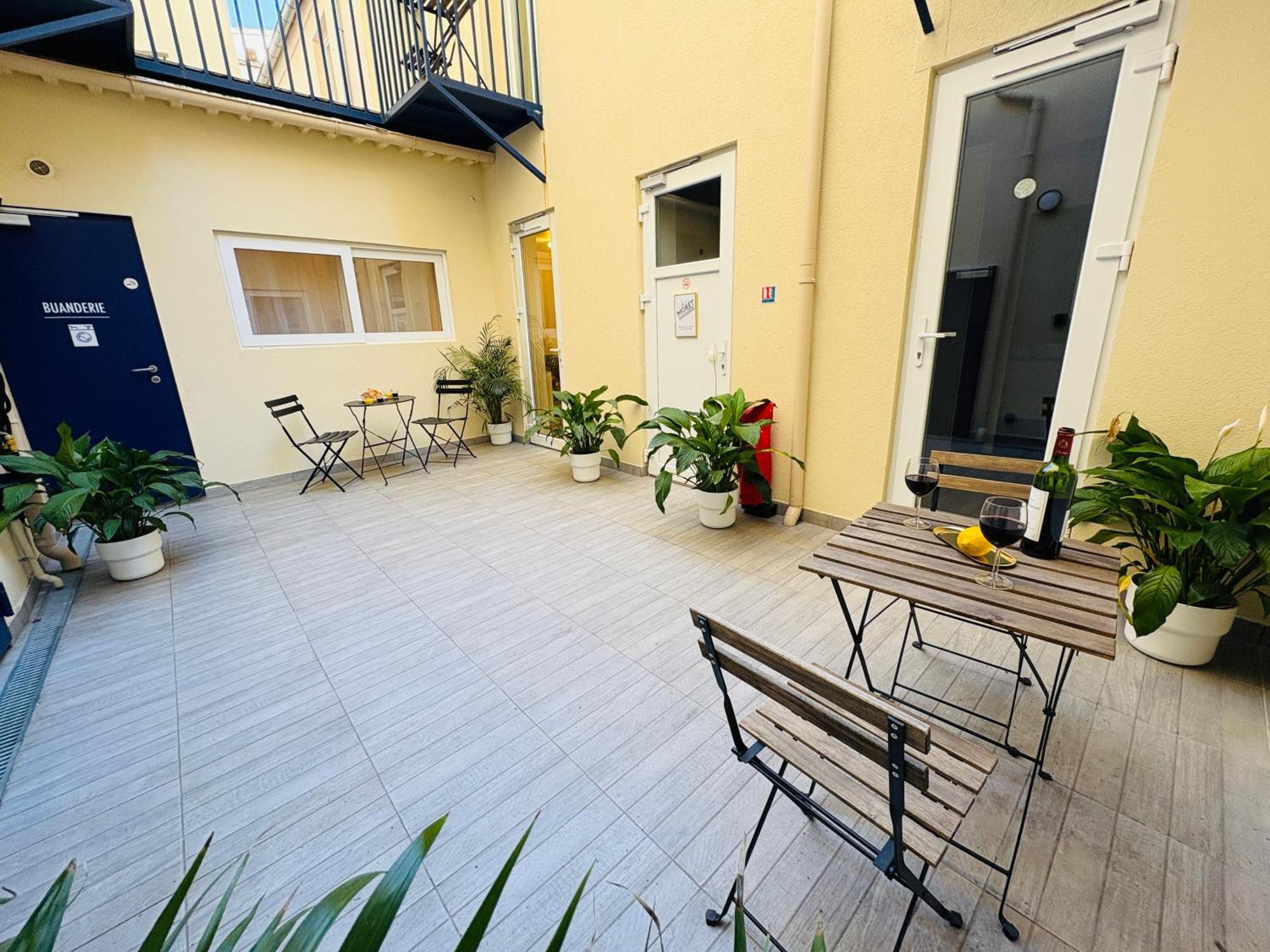 Moret Art Flats Trendy East Appart hôtel *